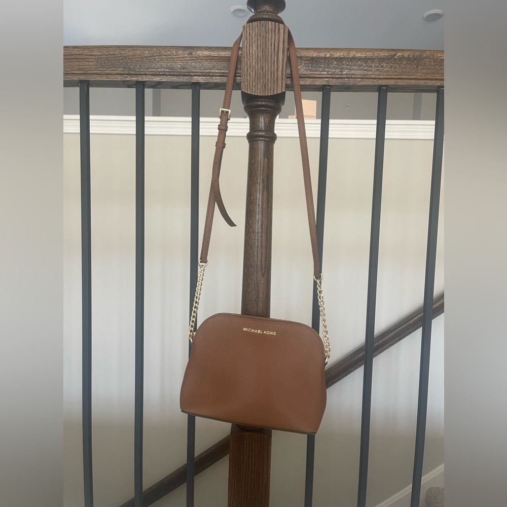 Michael Kors Brown Cross body purse (Brand New)